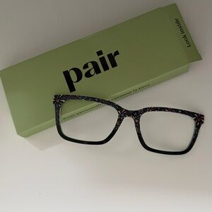 Disney Women’s Glasses Topper for Larkin